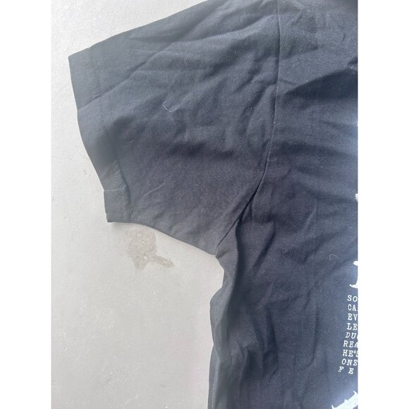 Motley Crue T-Shirt Men's Size Medium Graphic Crew Neck Causal Black - Picture 4 of 8